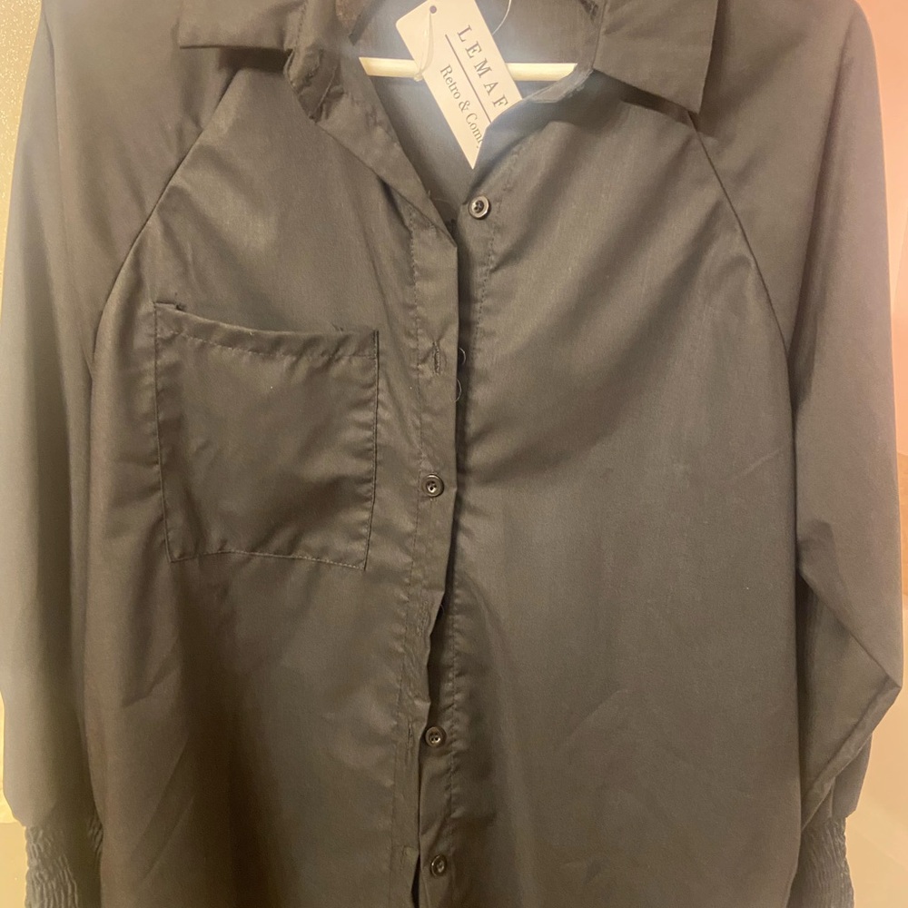 Levi's Women's Black Button Down Shirt